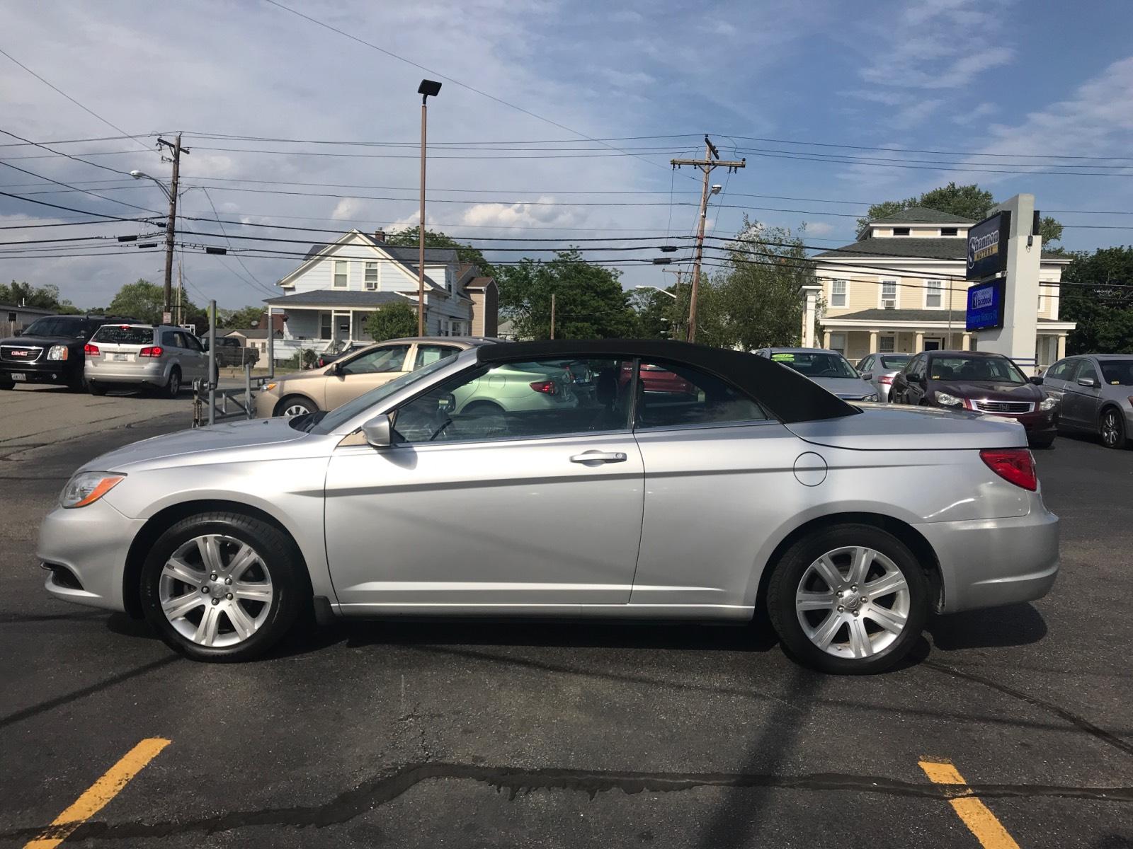 Used 2011 Chrysler 200 2dr Conv Touring Convertible Near Woonsocket 