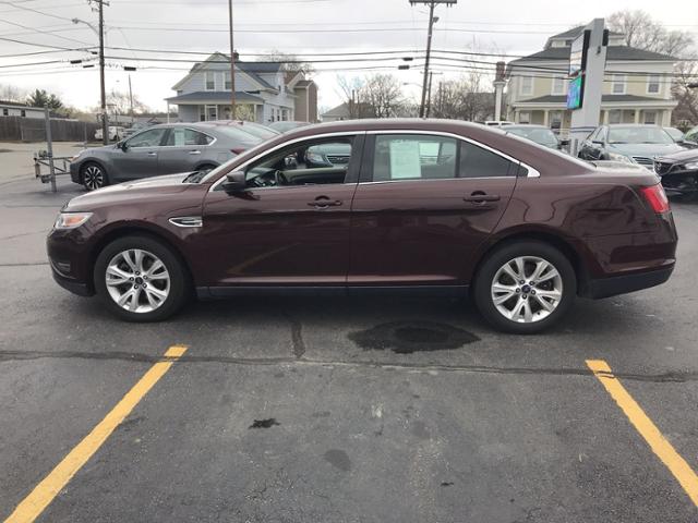 Used 2012 Ford Taurus 4dr Sdn SEL FWD 4dr Car near Woonsocket #200048 ...