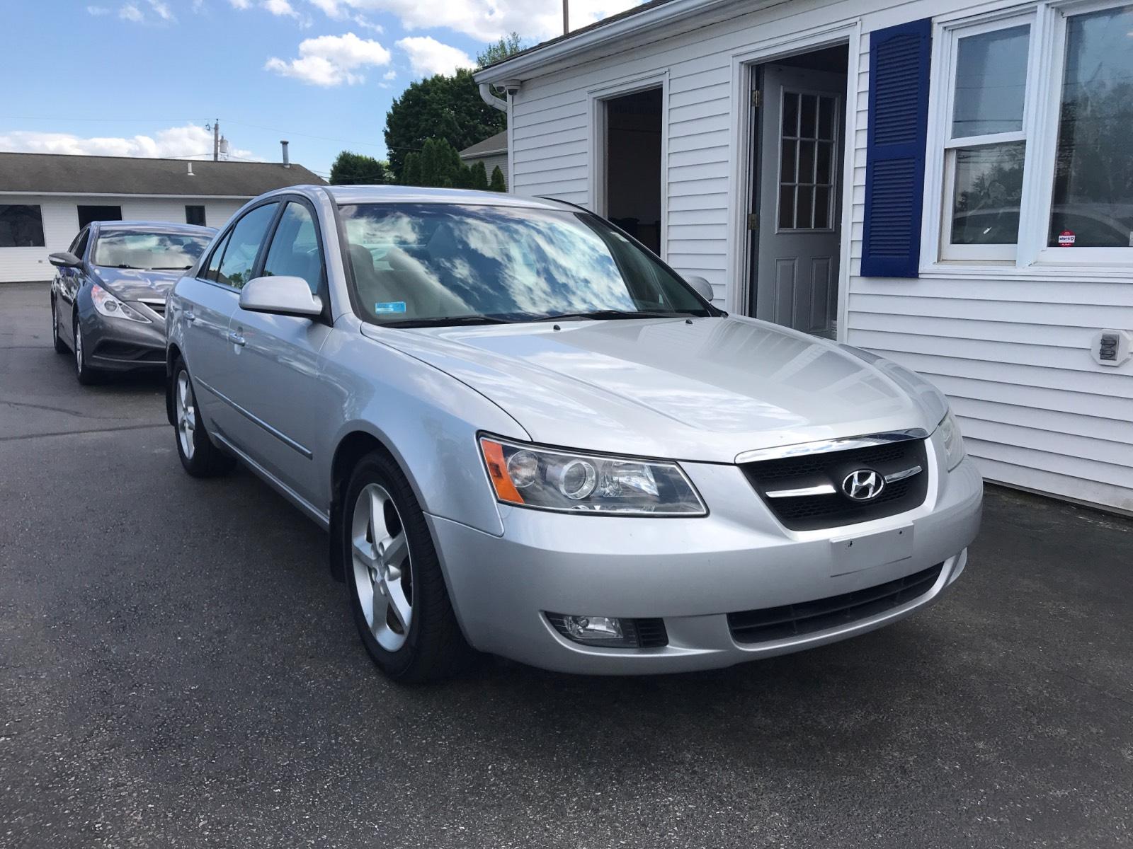 Used 2008 Hyundai Sonata 4dr Car near Woonsocket #200406R | Shannon Motors